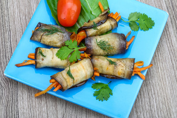 Eggplant rolls with carrot