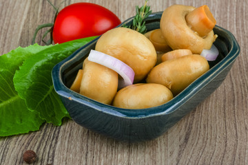 Pickled champignon