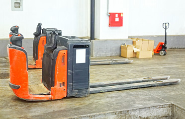 Rider Pallet Truck © markobe