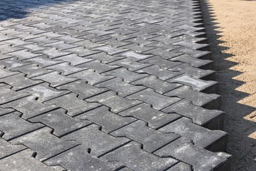 Pflasterarbeiten auf einer Baustelle