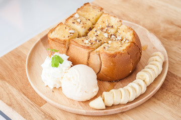 honey toast banana ice cream