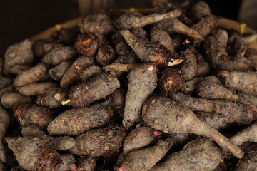 Taro selling in market.