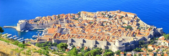 Fototapeta premium Panoramic view of Dubrovnik