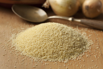 Raw couscous grains