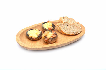 Baked mushrooms with tomatoes and bread