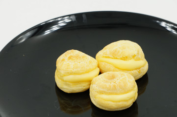 Fresh Mini Cream puffs