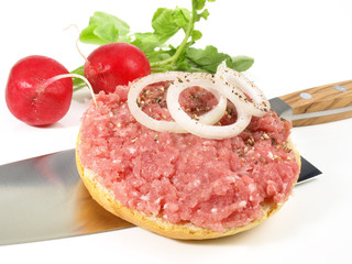 Schweinemettbrötchen