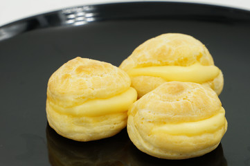Fresh Mini Cream puffs