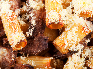 Macaroni with veal casserole