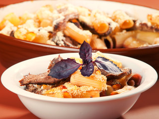 Macaroni with veal casserole