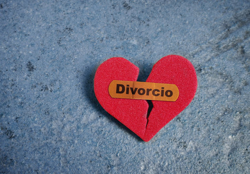 Broken divorcio heart
