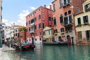 Fototapeta na wymiar Bridge over a canal in Venice