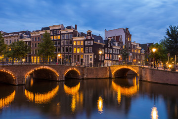 Fototapeta na wymiar Bridge intersection in Amsterdam, Netherlands