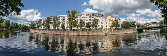 berlin spree river high resolution panorama