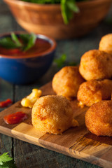 Fried Mac and Cheese Bites