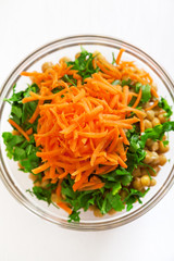 Salad with chickpeas, bulgur and carrots