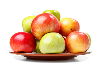green and red fresh apples close-up