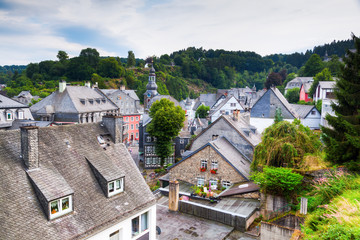 über den Dächern von Monschau, Eifel, Deutschland