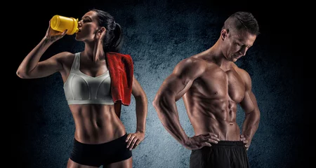 Fotobehang Atletische man en vrouw na fitnessoefening © bondarchik