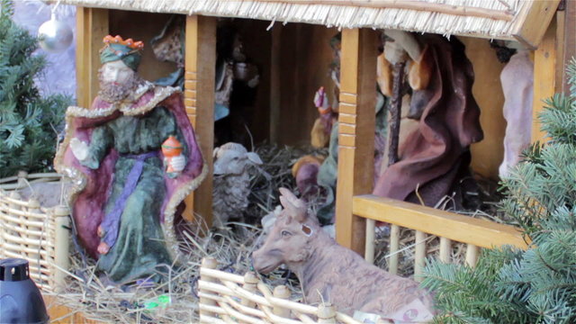 Christmas Nativity Scene/nativity figurines where Jesus was born on Christmas night