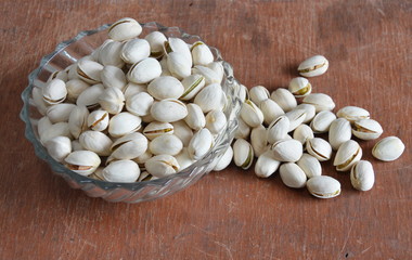 pistachio nut in glass bowl