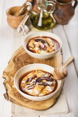 Emulsión de patatas con pulpo y aceite de pimentón