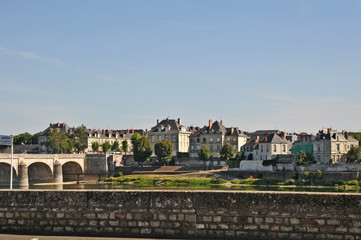 Fototapeta na wymiar Saumur e la Loira - Francia