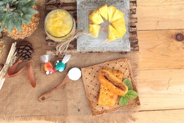 Pineapple juice and fresh pineapple with bread baked with pineap