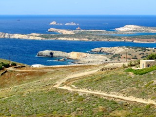 Fototapeta na wymiar view of Antiparos, Cyclades, Greece