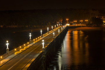 Fototapeta na wymiar Puente de la Isla de la Toja (O Grove, Pontevedra - España).