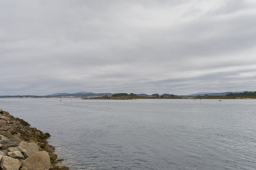 Fototapeta na wymiar Ría de Arosa desde la Isla de la Toja (O Grove, Pontevedra - España).