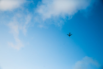 飛行機シルエット