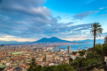 Obraz premium Napoli and mount Vesuvius in Italy