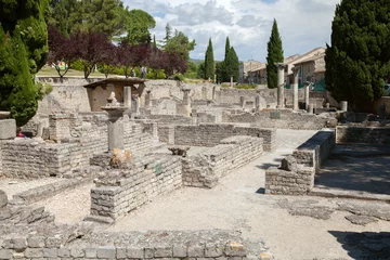 Tuinposter Rudnes Roman Ruins in Vaison-la-Romaine in summer hot day, France