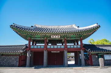 Obraz premium Gwandeokjeong, Jeju Island, Korea 韓国 済州島 観徳亭（クァンドクジョン）/ Jeju island is a popular famous tourist place for Chinese and Korean students.
