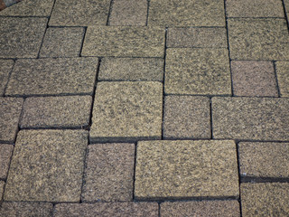 Schiefe Plastersteine