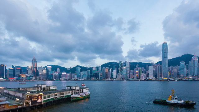 Timelapse video of Hong Kong from day to night