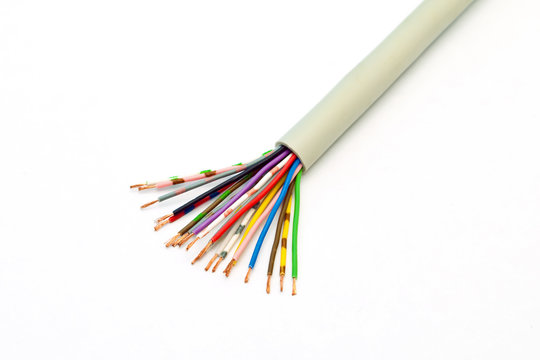 Electric screened cable with ten twisted pairs