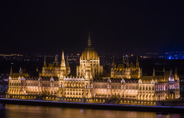 Fototapeta na wymiar Macaristan Parlamento Binası