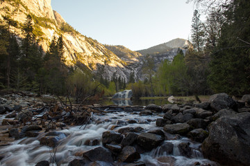 Fototapeta na wymiar Rushing Stream in Yosemite National Park's Mirror Lake