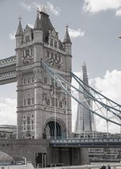 Fototapeta na wymiar LONDON, UK - APRIL 30, 2015: Tower bridge and city of London view from the River Thames