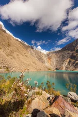 Deken met patroon Alpamayo Mountain landscape in the Andes, Peru, Cordiliera Blanca