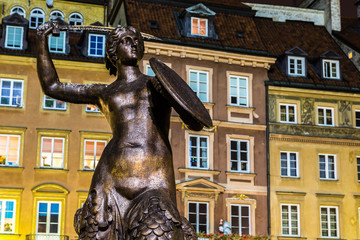 Mermaid in Warsaw © Sergii Figurnyi