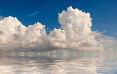 Cloud formation reflected in the ocean