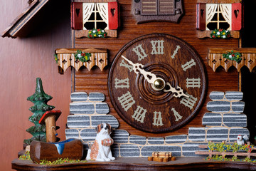 Cuckoo clock with birdie