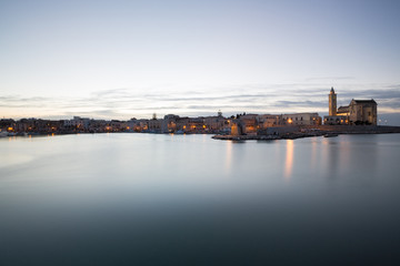 Fototapeta premium trani porto