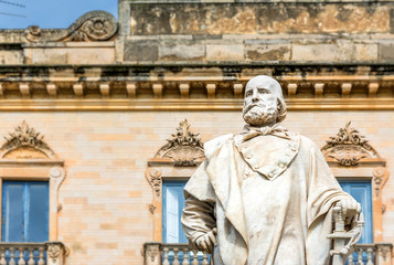 Fototapeta na wymiar Garibaldi statue in Trapani, Italy