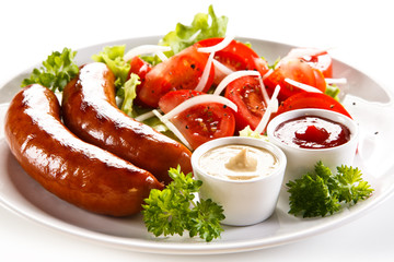 Grilled sausages and vegetables 