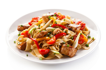 Pasta with meat and vegetables 