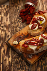 Bruschetta with mozzarella